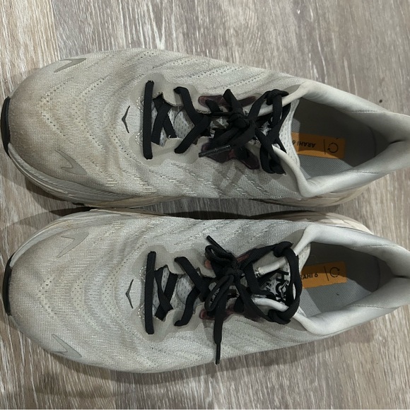 Hoka Arahi 6 tennis shoes - Picture 5 of 6